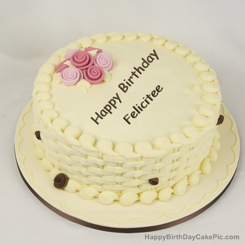 write name on Happy Birthday Cake for Girls