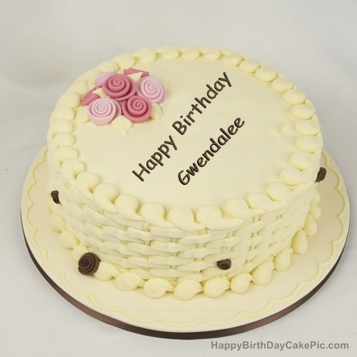 write name on Happy Birthday Cake for Girls