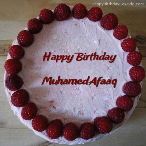 write name on Strawberry Border Birthday Cake