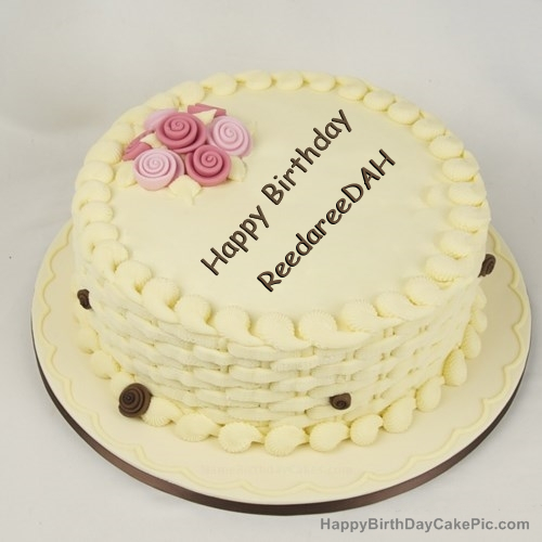 write name on Happy Birthday Cake for Girls