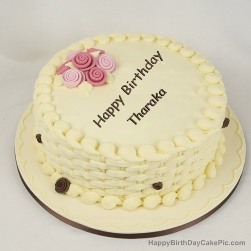 write name on Happy Birthday Cake for Girls