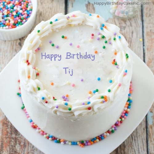 write name on Sprinkle Birthday Cake